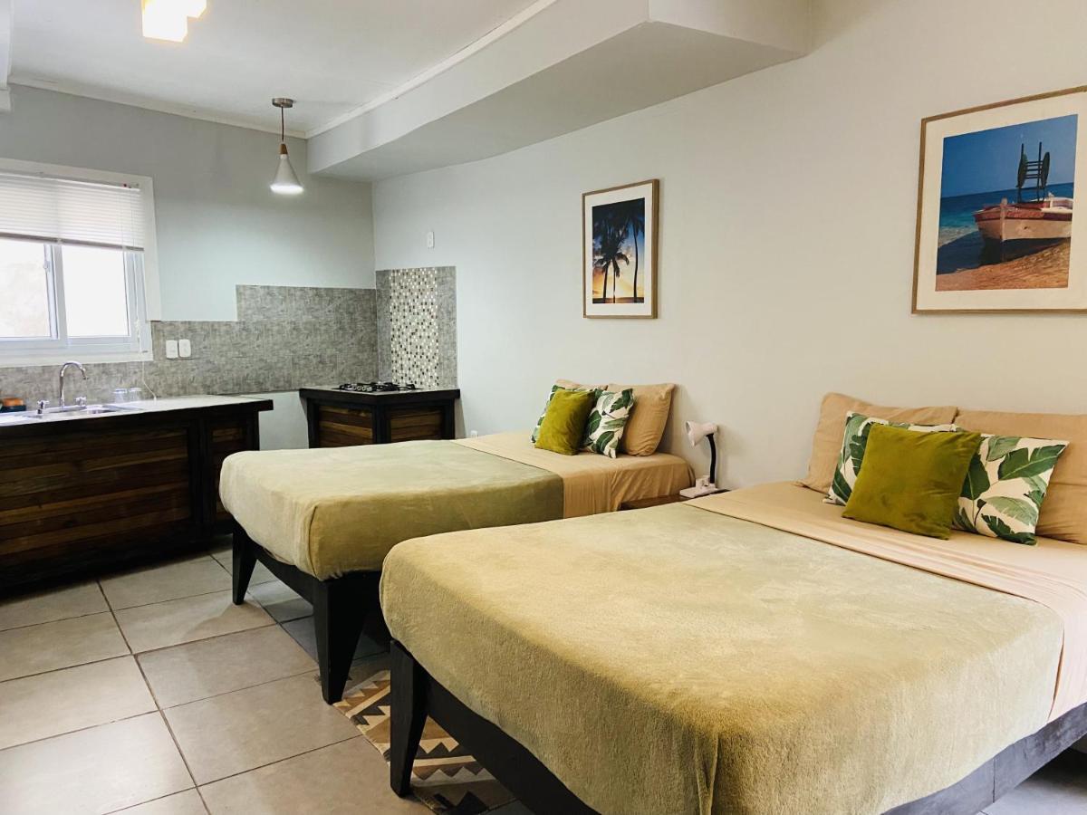 Lizard King Hotel & Suites Puerto Viejo de Talamanca 外观 照片