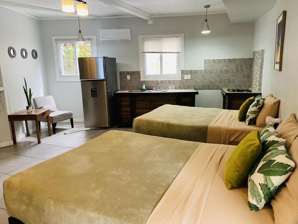 Lizard King Hotel & Suites Puerto Viejo de Talamanca 外观 照片