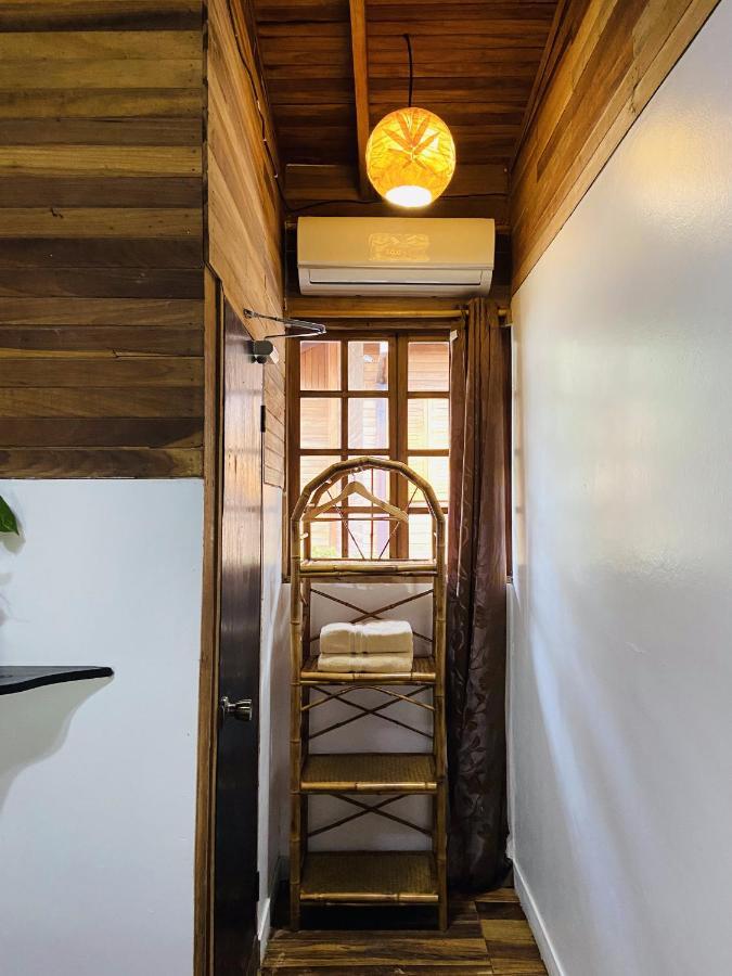 Lizard King Hotel & Suites Puerto Viejo de Talamanca 外观 照片